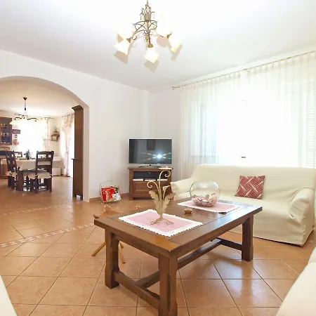 Cleusa 1609 Apartman