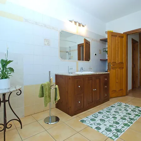 Apartman Cleusa 1609 Marčana