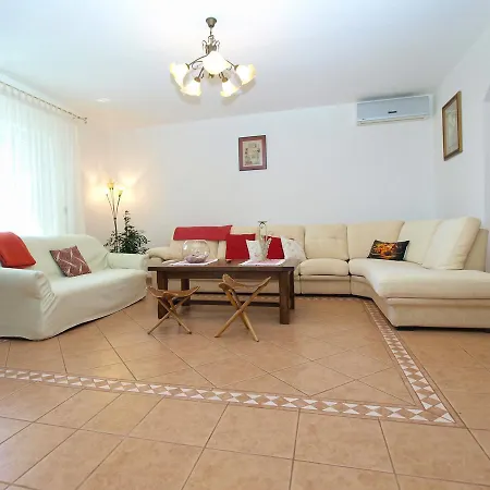 Cleusa 1609 Appartement *